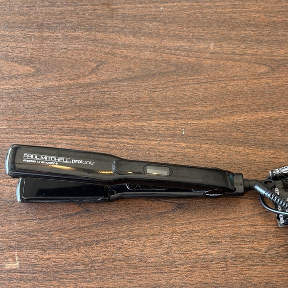 Paul Mitchell Protools Express Ion Smooth + Black Hair Styler - Picture 1 of 5